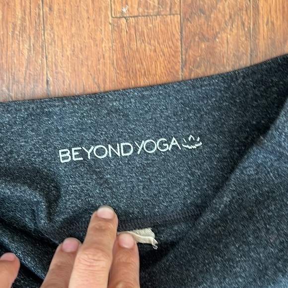 Beyond Yoga | Full Length Ruched Leggings - Picture 3 of 4